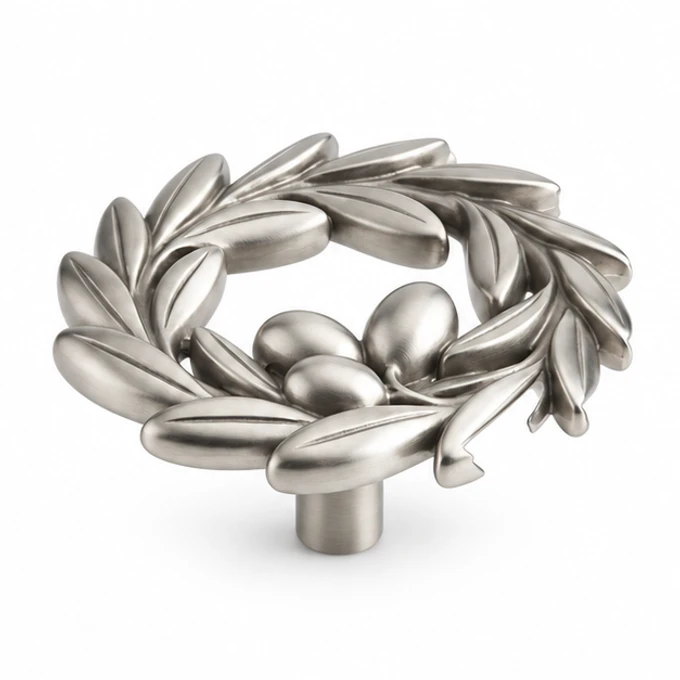 Olive Wreath knob in satin stainless